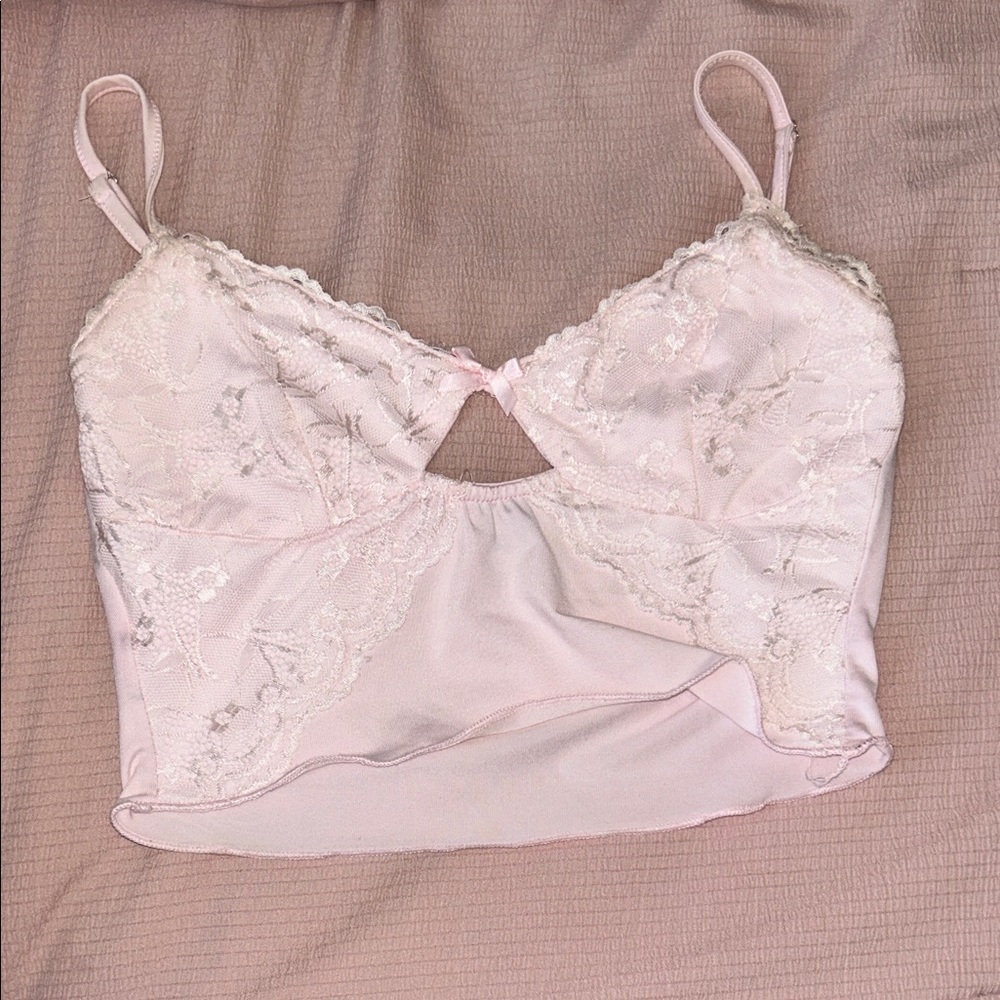 Princess Polly Lace Trim Crop Top in Light Pink